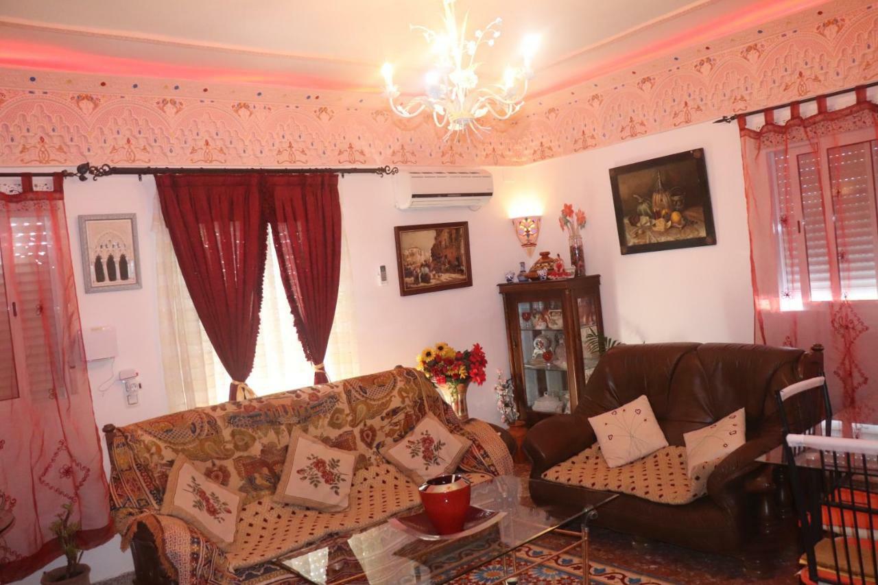 Casa Marhaba - Welcome Sewilla Zewnętrze zdjęcie